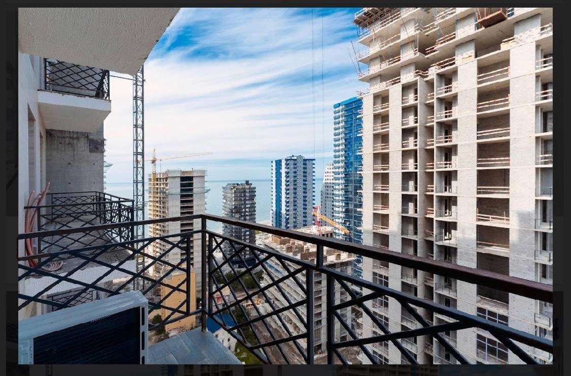 Apartments Kristo Батумі Екстер'єр фото