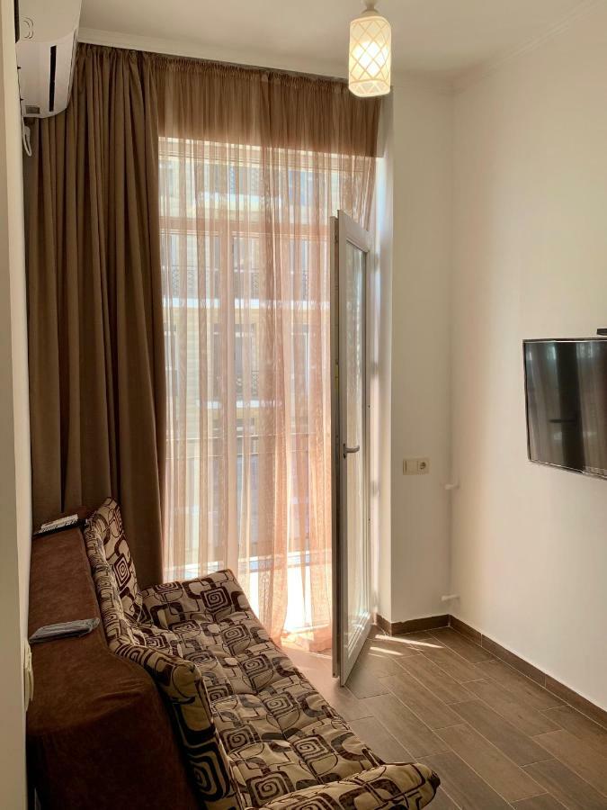 Apartments Kristo Батумі Екстер'єр фото