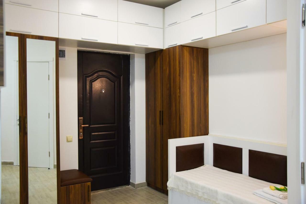 Apartments Kristo Батумі Екстер'єр фото